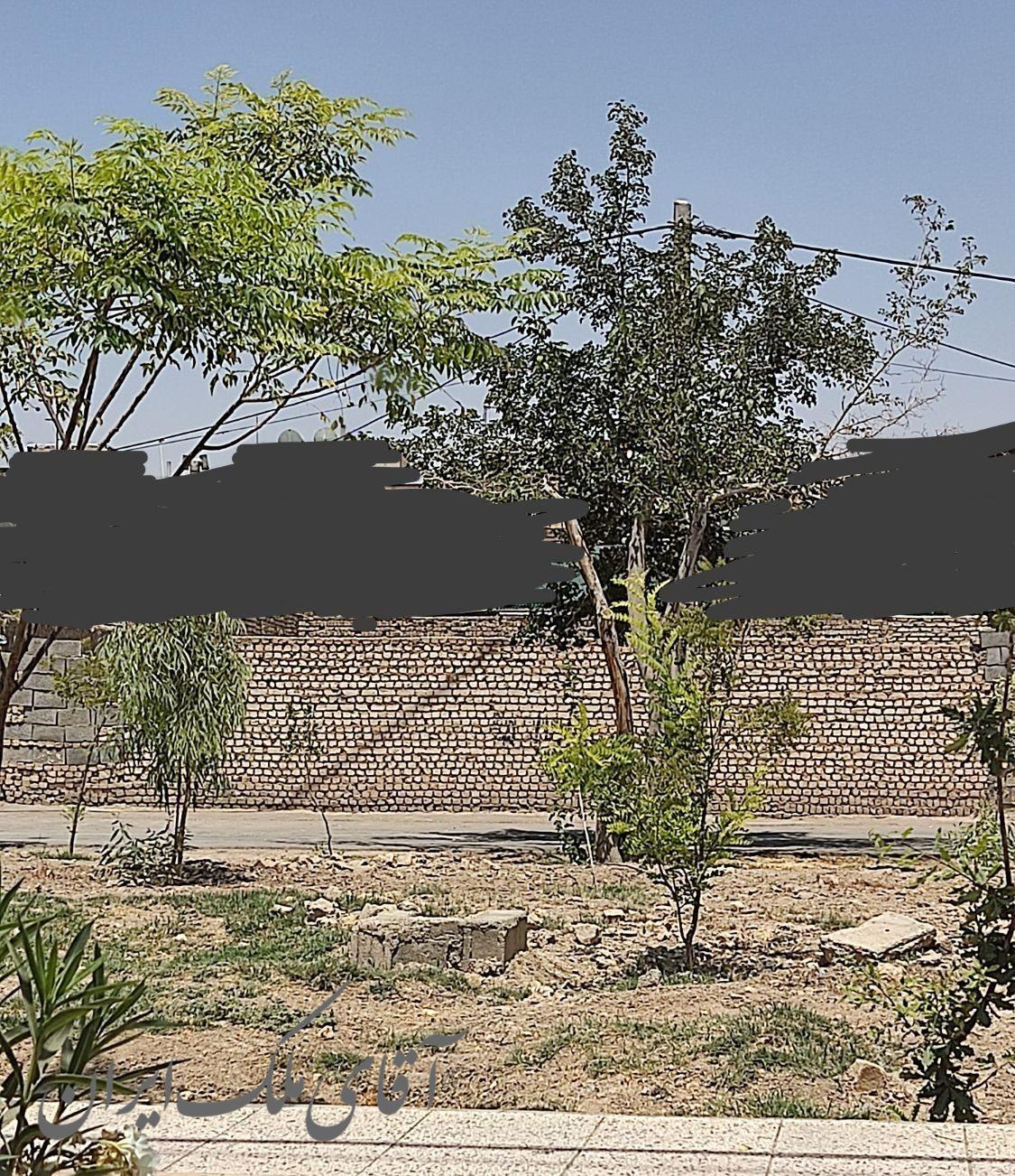 زمین اوقافی خیابان گلستان