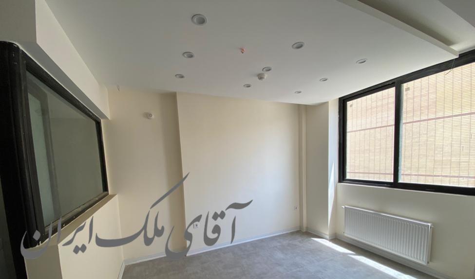 آپارتمان ۸۵متری/فلاطوری/حیاط اختصاصی