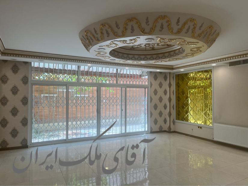 همکف حیاط اختصاصی در بهارستان