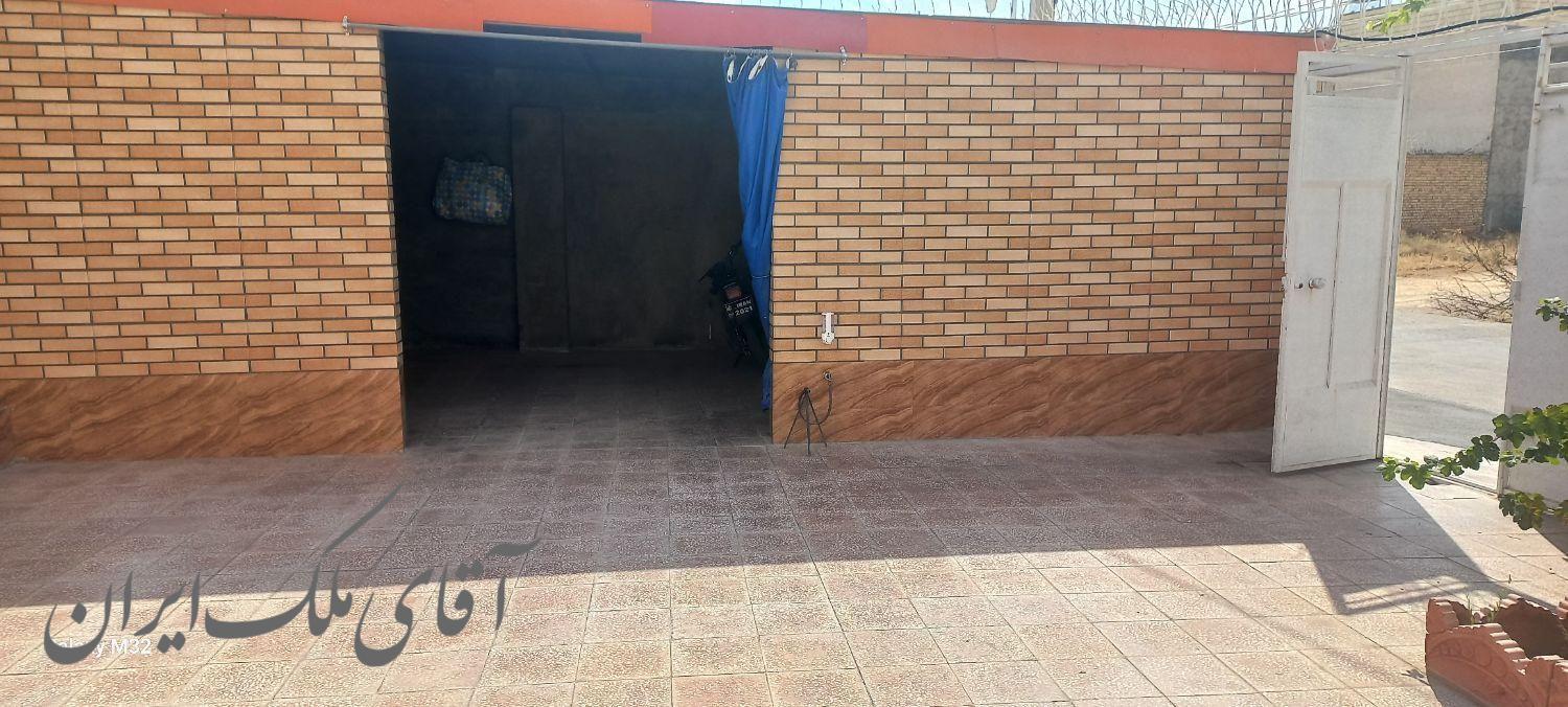 ۳خواب ۱۲۰مترزیربنا ۱۰۰متر حیاط