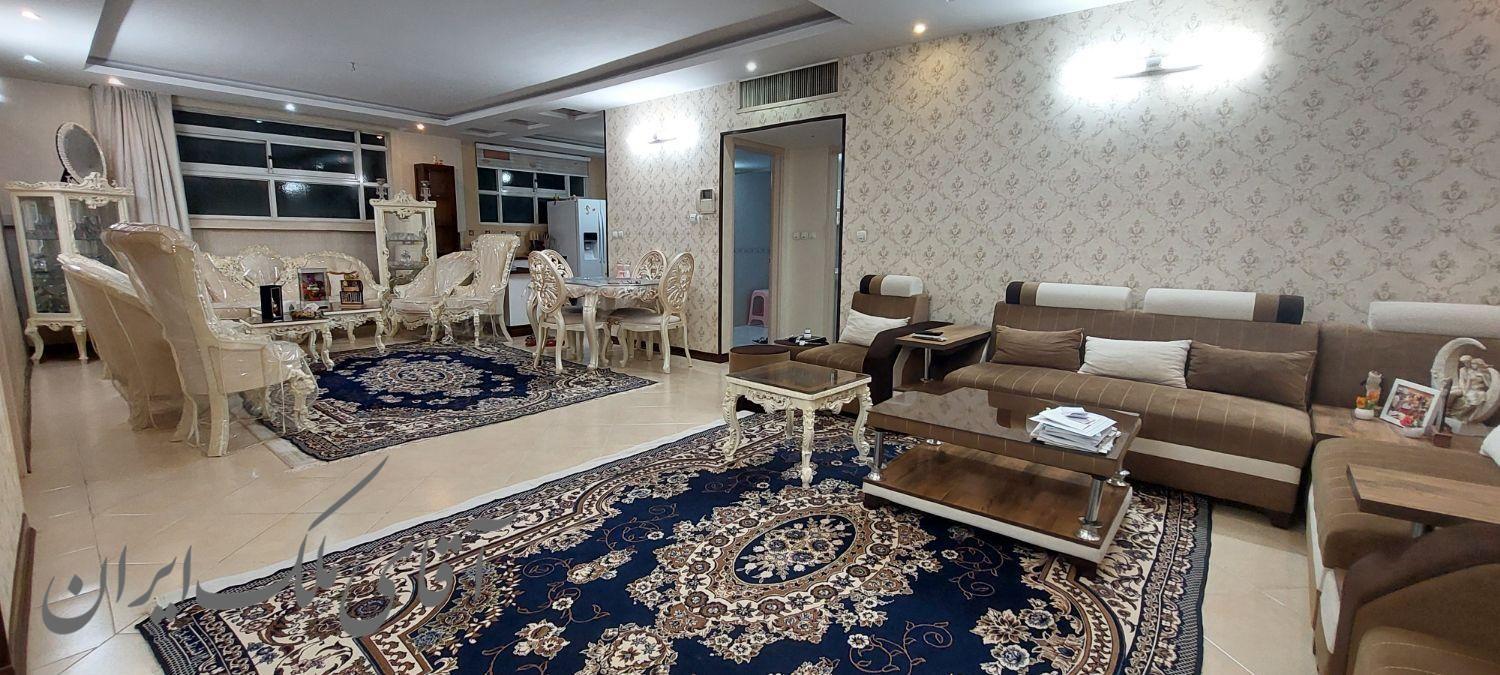 آپارتمان ۱۰۵ متری نوساز خیابان باهنر