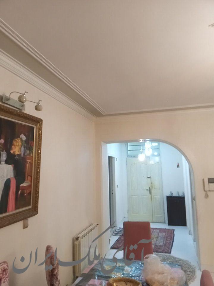 ۱۳۸ متر دو قدمی میدان ولیعصر