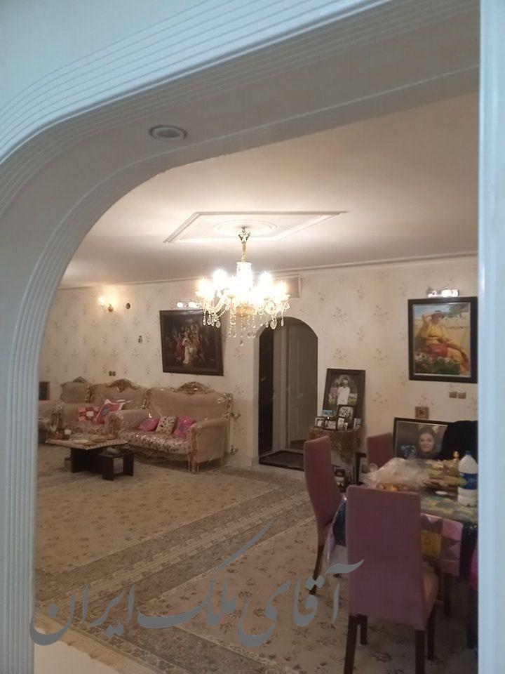 ۱۳۸ متر دو قدمی میدان ولیعصر