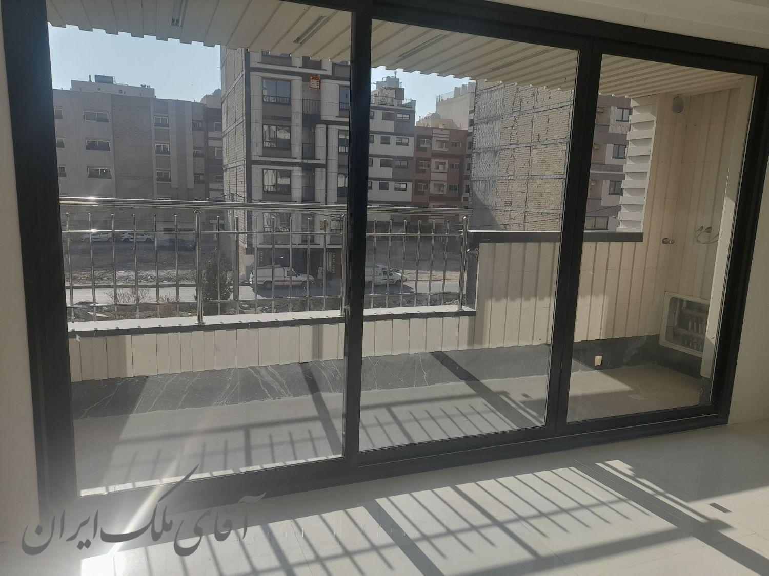 تک واحدی ،ویو باز ،سه خوابه ،دوکله نور،ثناق