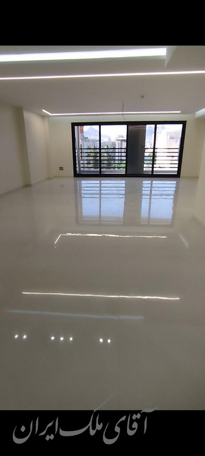 باغ دریاچه190متر/50%معاوضه/زیرقیمت/شرایط پرداخت