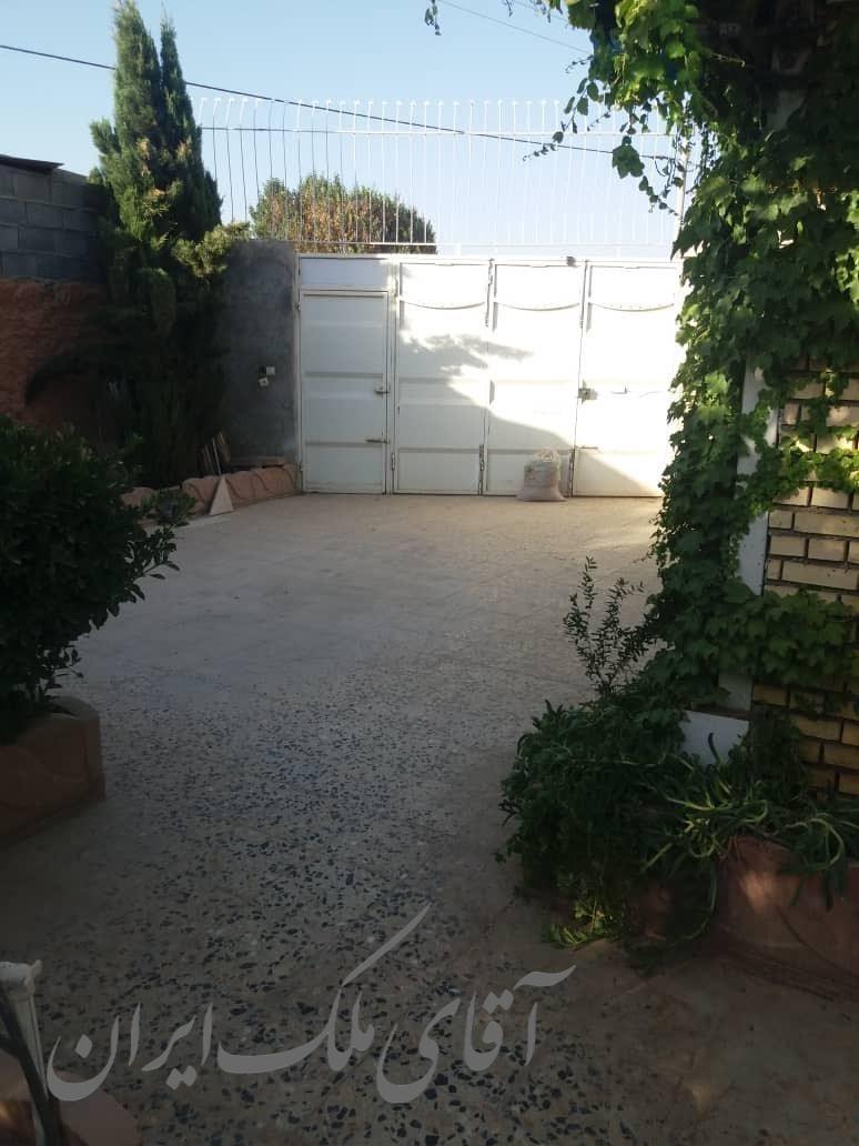 باغ نقلی شیک در نجف آباد