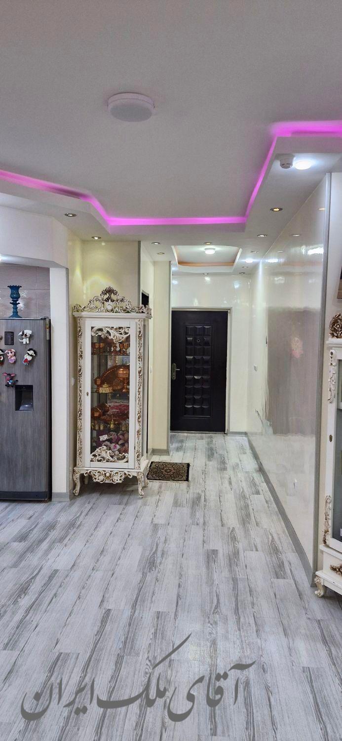 آپارتمان ۱۰۷ متری بر بلوار آزادی مجتمع طلوع