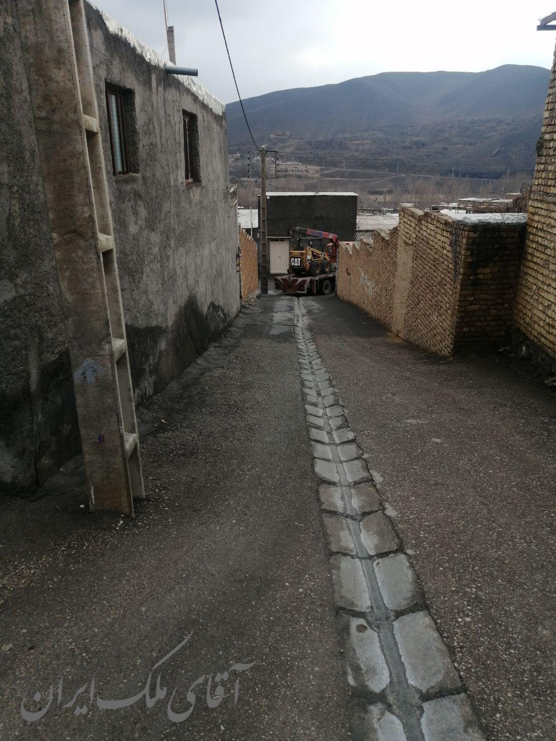 فروش زمین ۵۵۰ متری